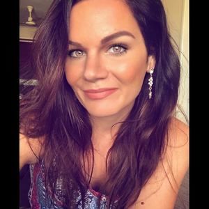 Meet your Posher, Sharmayne